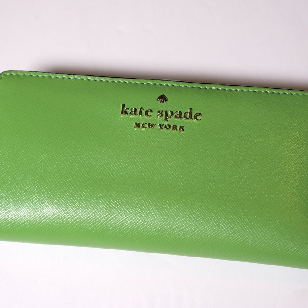Kate Spade Madison Large Slim Bifold Saffiano Leather Wallet in Turtle Green